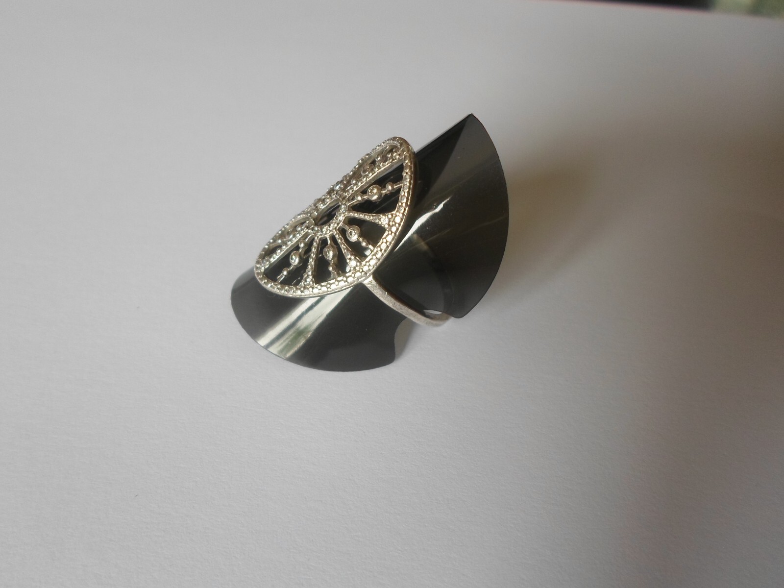 solid silver ring, openwork oval, zirconiums, siz… - image 8