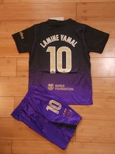kids Barcelona jersey soccer kit (size 26)