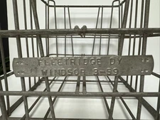 scarce 1959 Fleetridge Dairy Windsor CT Metal Milk Crate ~ Thrall Family