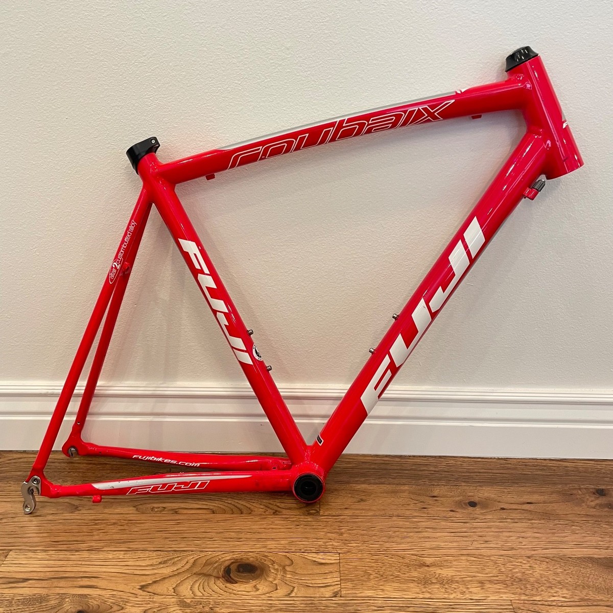 Fuji Roubaix 56 cm Aluminum Alloy Road Bike Frame +BB Red | eBay