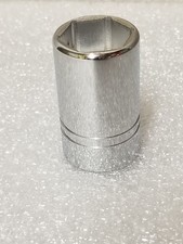 Armstrong 12-022 1/2"-Drive 6-Pt Standard Socket 11/16" Made in USA