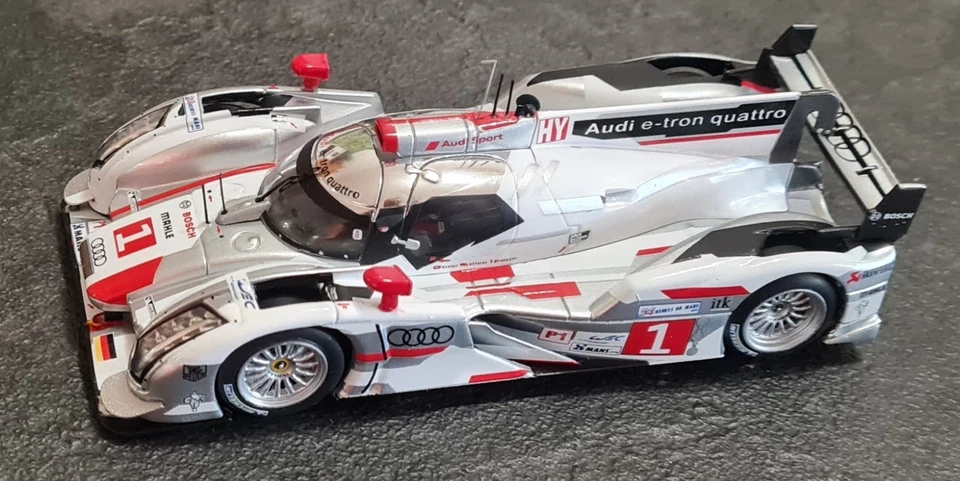Modellino Le Mans 1:43 Audi R18 Etron 4 2012 Lotterer, Fassler, Treluyer - Immagine 3 di 4