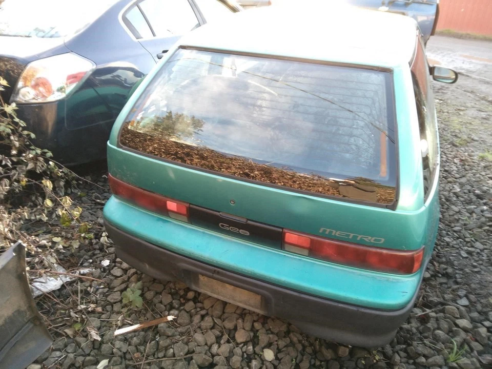 METRO 1993 Coolant Reservoir 27265877 Foto 4 de 4