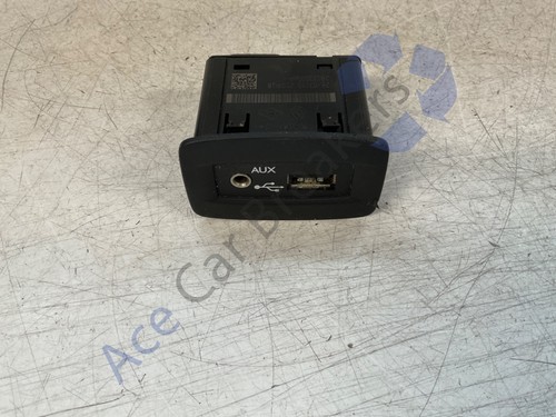 Renault Wind 10-13 Auxiliary Aux Input Port