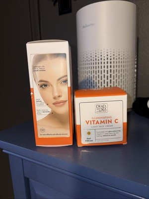 Dead Sea Collection Vitamin C Light Face Cream 1.69 oz Moisturize/ Serum