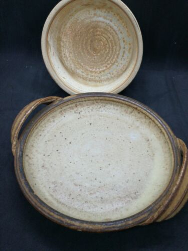 Vintage Studio Pottery Cheese Dome and Plate. - Picture 3 of 4