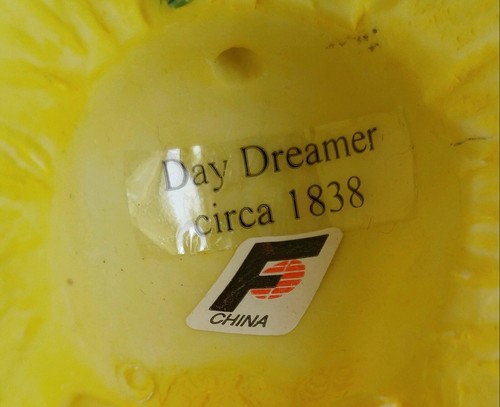 Willow Hall Day Dreamer Collectible Display Hat Miniature Circa 1838 Yellow - Picture 7 of 9