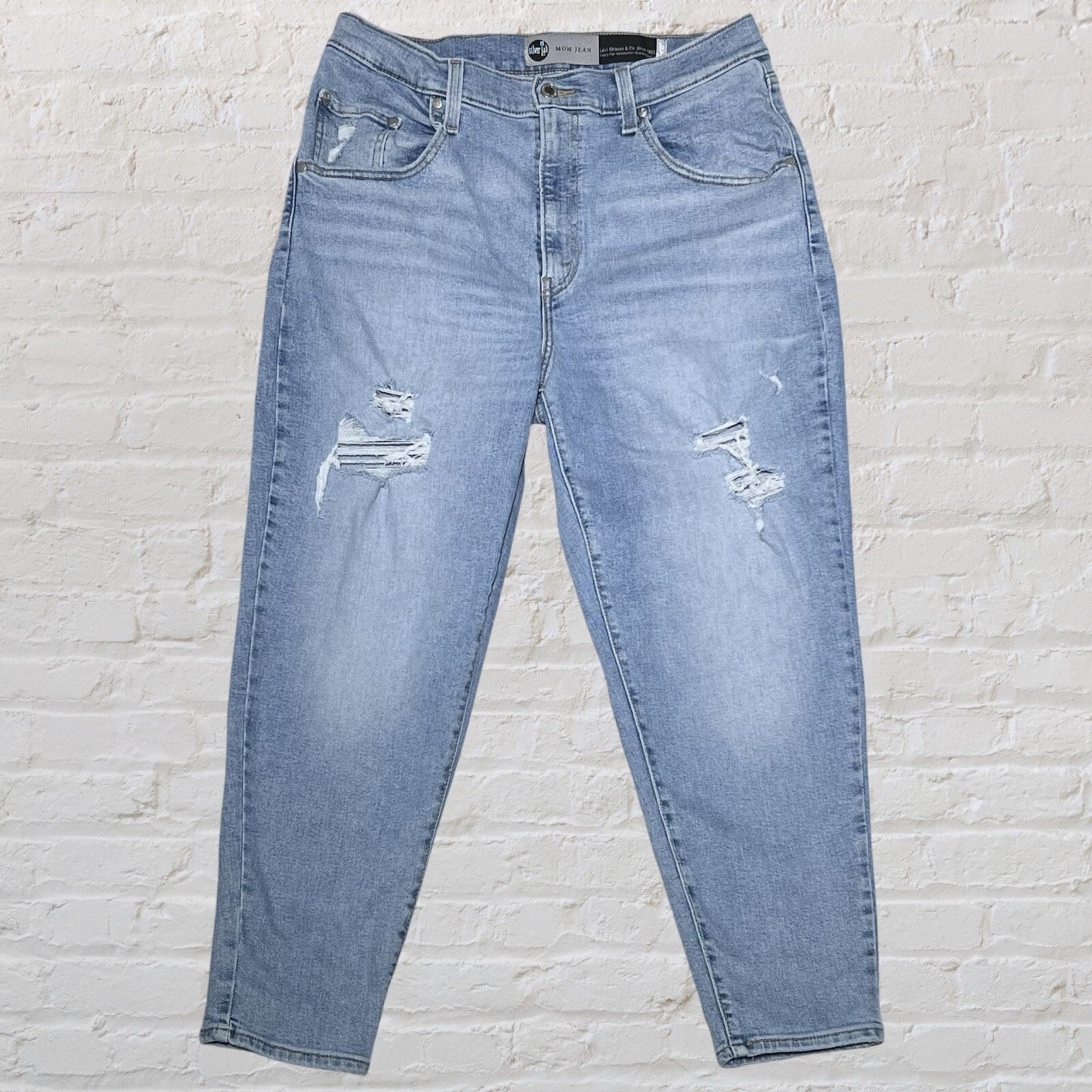 Levi's SilverTab Mom Jeans Women's 32x27 High Rise Baggy Tapered 90s Distressed-image
