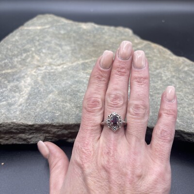 Schöner Sterling Silber Granat Ring ~ #396