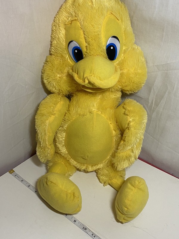 Happy Easter Ganz  25” Lg Yellow Stuffed Duck Rare Quack Jeep Friend