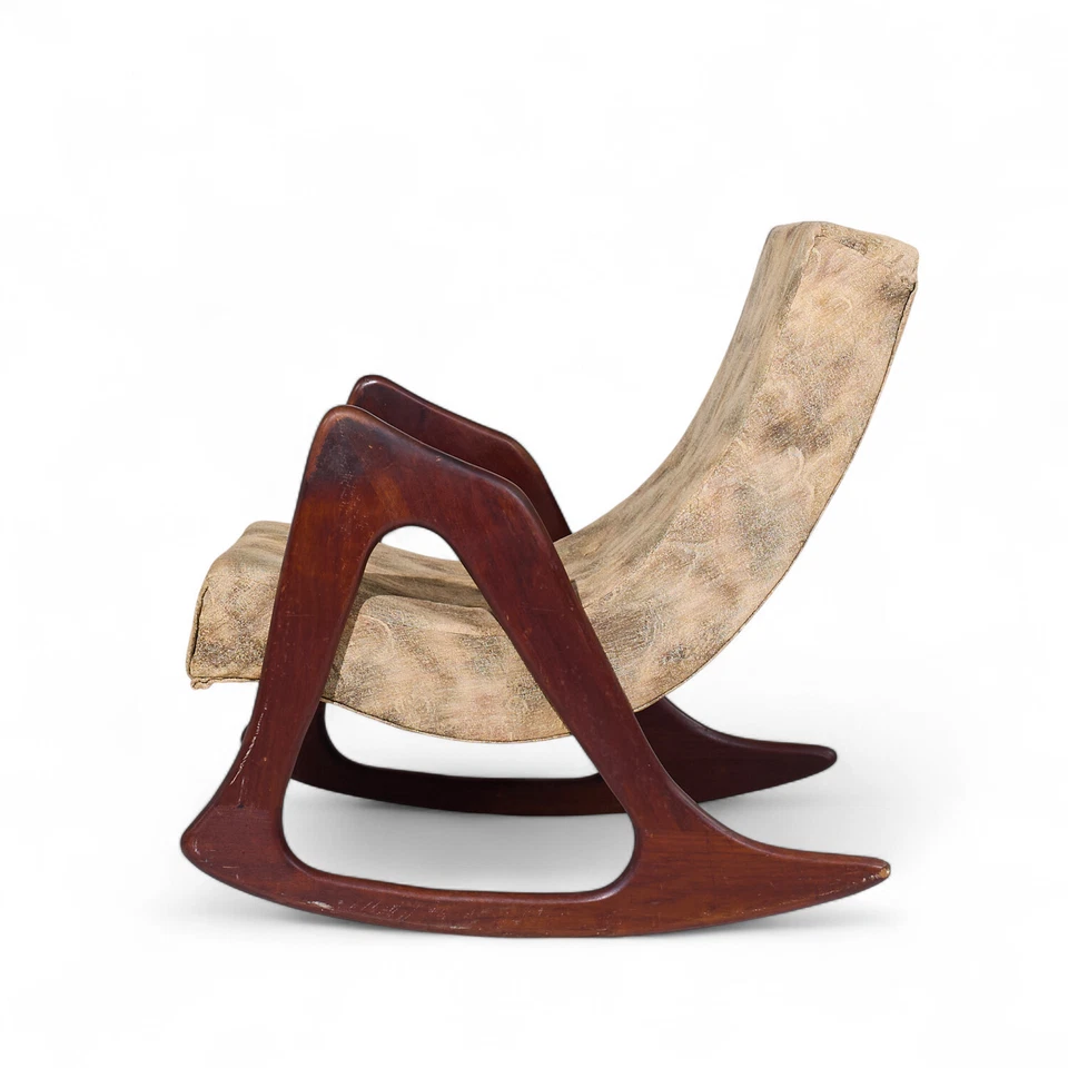 Mecedora Adrian Pearsall para Craft Associates 812-CR de nogal Foto 4 de 4