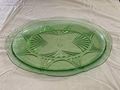 Vintage Hazel Atlas Green Depression Royal Lace Oval Serving