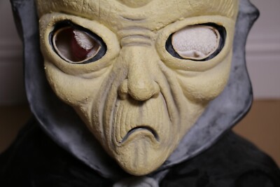 Vintage Space Martian Spooky Alien Head 90s RETIRED Full