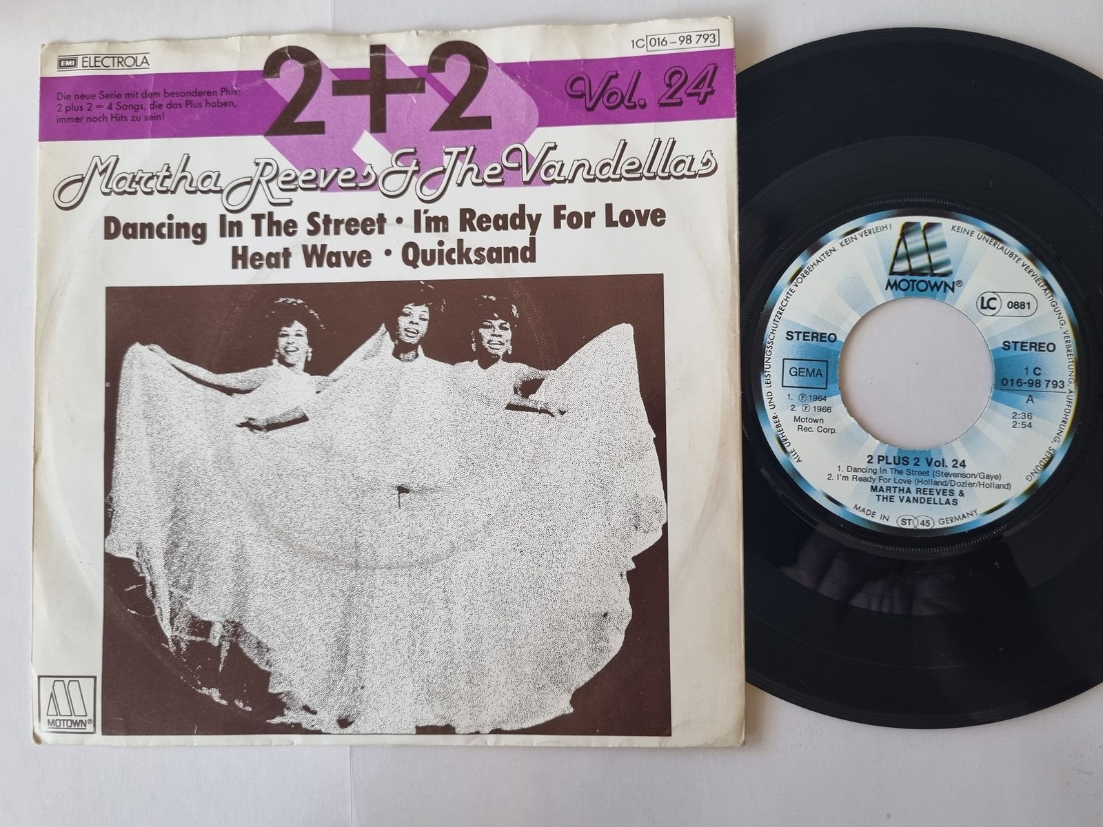Martha Reeves & The Vandellas - Dancing in the street/ Heat wave/ Quicksand 7''