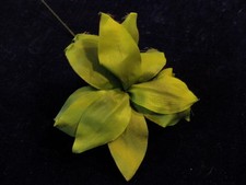 Vintage Millinery Flower Shaded Green Leaf 3" 12 stems in a Branch Y301