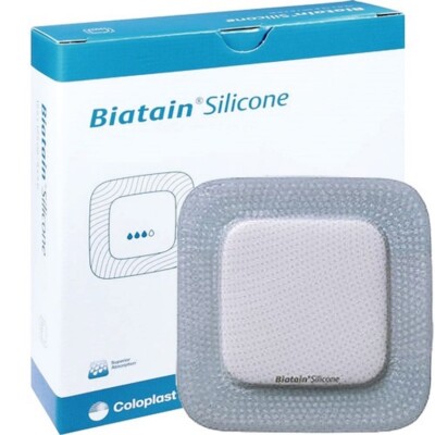 Biatain Silikon Haftschaum Verband 17,5 cm x 17,5 cm x 5