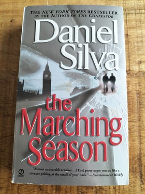 The Marching Season von Daniel Silva (Taschenbuch)