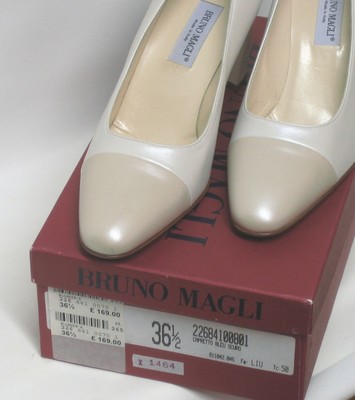 cream court shoes uk
