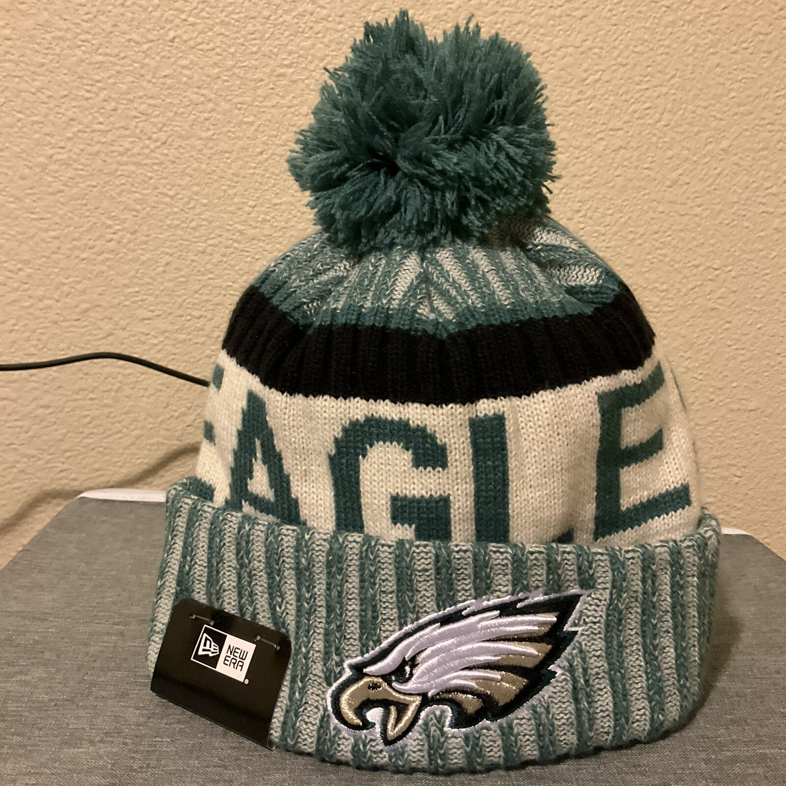 Philadelphia Eagles NFL New Era Pom Knit Beanie