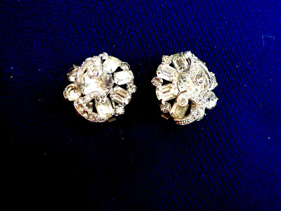 Vintage Signed Eisenberg Clear Rhinestone Earrings - 3-D Layered Clips