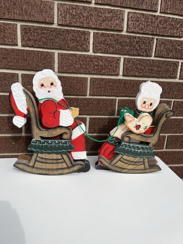 VTG Santa & Mrs Claus Rocking Chairs With Yarn Knitting Wooden Shelf Sitters