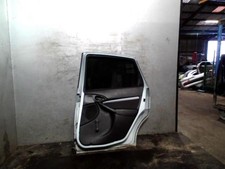 Porte arrière et accessoires Ford FOCUS