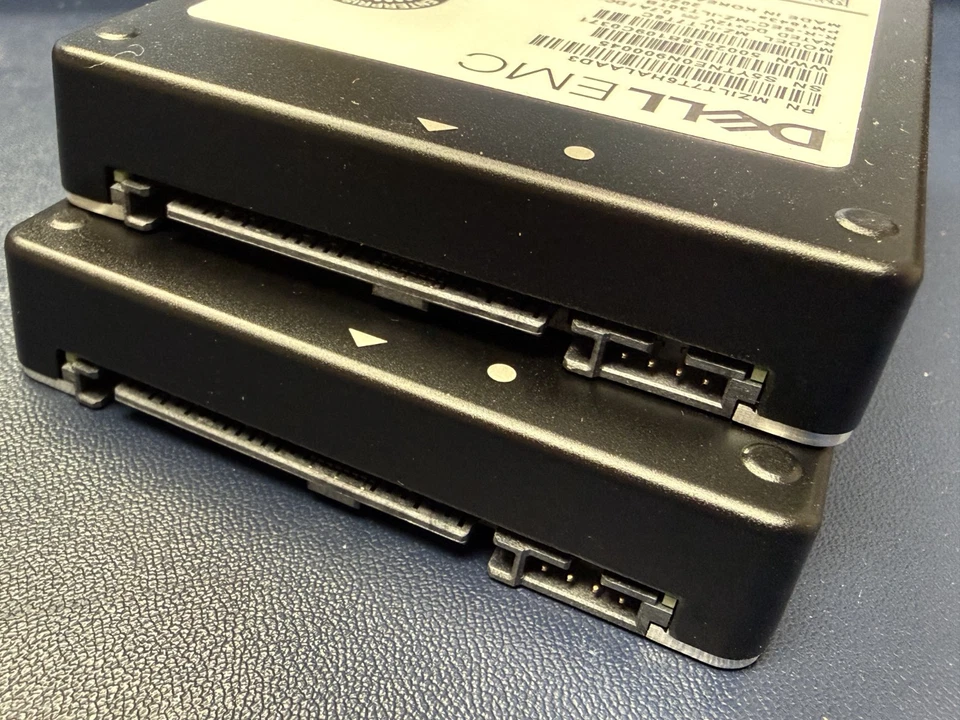 2x Dell EMC MZ-ILT7T6C PM1643a 7.68TB 2.5" 12Gb/s RI SAS SSD P/N: 084C40 Tested - Image 2 of 4