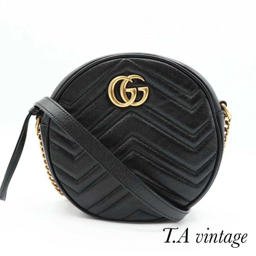 Sac à bandoulière Gucci en cuir matelassé GG Marmont noir #PGFFPQ