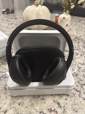 Beats by Dr. Dre Studio Pro Wireless Bluetooth Headphones Black Pre Owned