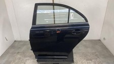 Porte arrière et accessoires Toyota AVENSIS