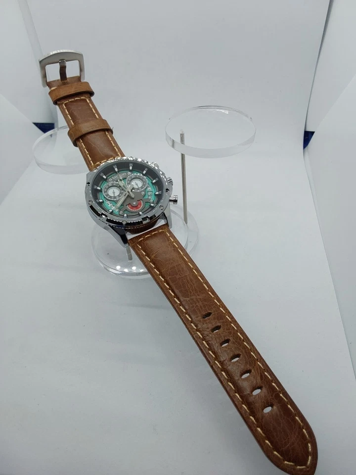 Cronógrafo único esfera azul Lt 44 mm cuarzo con correas deportivas de cuero y silicona Foto 2 de 4