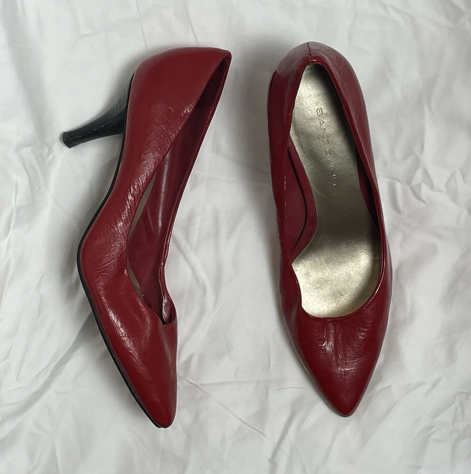 Tacones Y2K Bandolino rojo punta  Foto 4 de 4