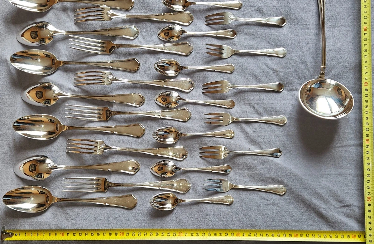 DEETJEN Ménagère métal argenté à filets contour chantourné 75 pièces Quasi neuf