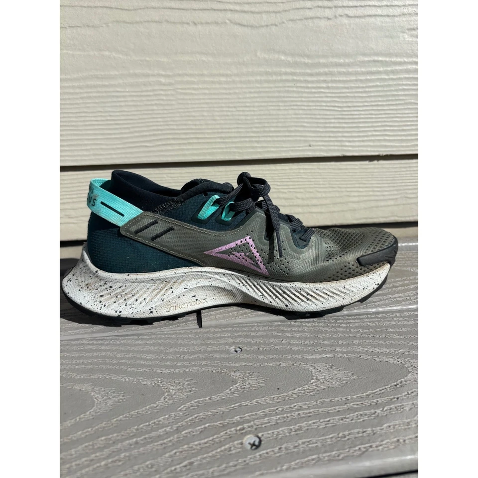 Zapatos para correr Nike Pegasus Trial 2 para mujer CK4309-300 gris/verde talla 7,5 Foto 2 de 4