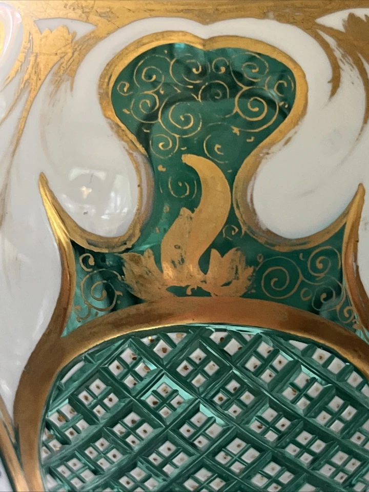 Vintage Moser Art Glass-Green egg  Shape Vase With Enameled Flowers - Image 4 of 4