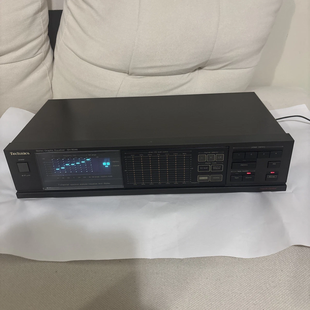 一点物‼️ Technics SH-301 TECHNICS SE-HD301 Amplifier And TECHNICS ST-HD301 tuner Hifi