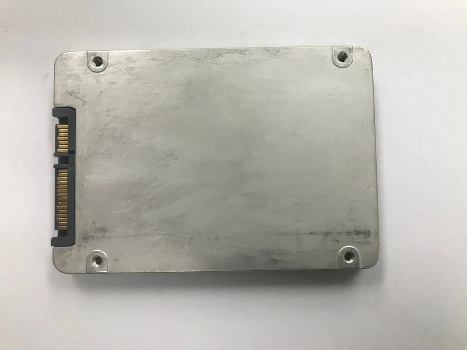 Intel SSD 320 Series SSDSA2CW160G3 160GB 2.5" 3Gbps SATA Solid State Drive - Image 2 of 2