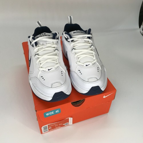 Nike Air Monarch IV 4E White - Size 6 