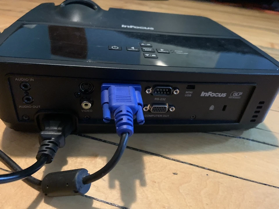 InFocus Model IN114 Black XGA Conference Room/Desktop Multimedia DLP Projector - Image 4 of 4