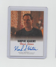 2014 Leaf Vampire Academy: Blood Sisters Trading Cards 15