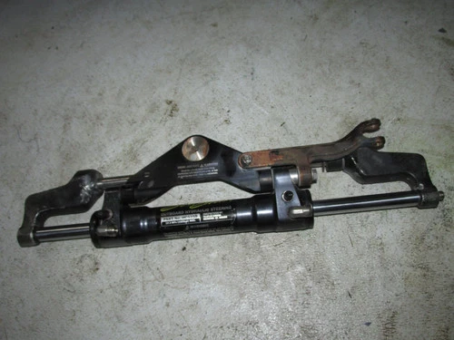 Sea Star Outboard Hydraulic Steering Cylinder HC5358