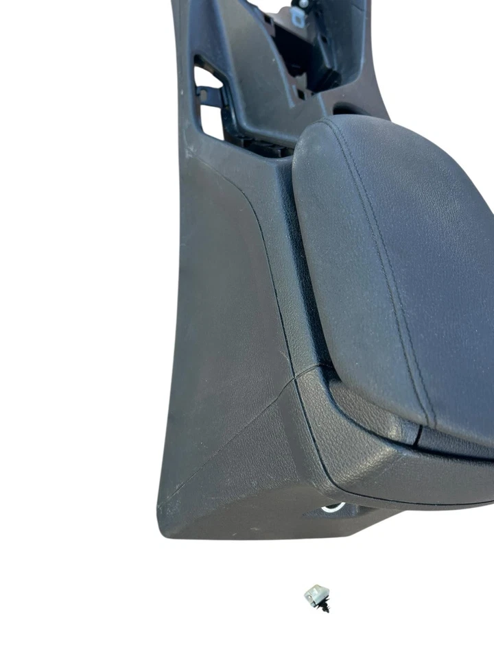 Bracciolo centrale bmw x1 E84 2000 d 177 cv 2010/2015 105005733 - Immagine 3 di 4