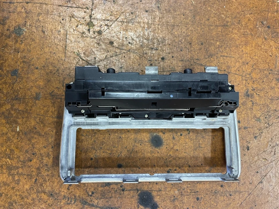 MERCEDES BENZ W208 CLK320 CLK55 CLK430 ПЕРЕДНИЙ ПЕРЕКЛЮЧАТЕЛЬ КЛИМАТ-КОНТРОЛЯ ДЕРЕВЯННАЯ ПАНЕЛЬ - Изображение 3 из 4