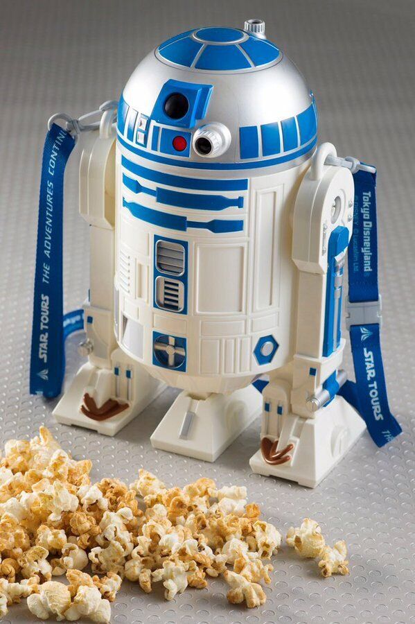 Exclusive R2-D2 Droid Popcorn And Drink Combo