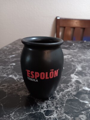 Black clay espolon cup with skeleton drawing 