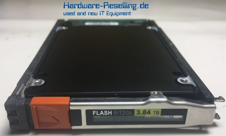 Samsung EMC 3.84TB SAS 2,5" 12G SSD PM1633 118000203 MZILS3T8HCJM-000C3 5051749 - Bild 2 von 2