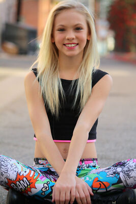 Jordyn Jones Beautiful And Tender Smile 8x10 Picture Celebrity Print | eBay