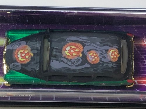 MATCHBOX AUSTIN FX4 LONDON TAXI DREAM HALLOWEEN 2007 EXCLUSIVE - Picture 4 of 7
