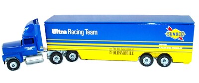 NIB WINROSS SUNOCO ULTRA RACING STERLING MARLIN TEAM DIECAST SEMI TRUCK 1:64