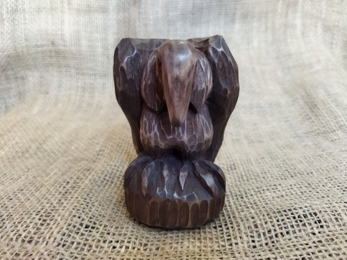 Estatuilla de buitre en madera artesanal. Decoración única - Imagen 4 de 24